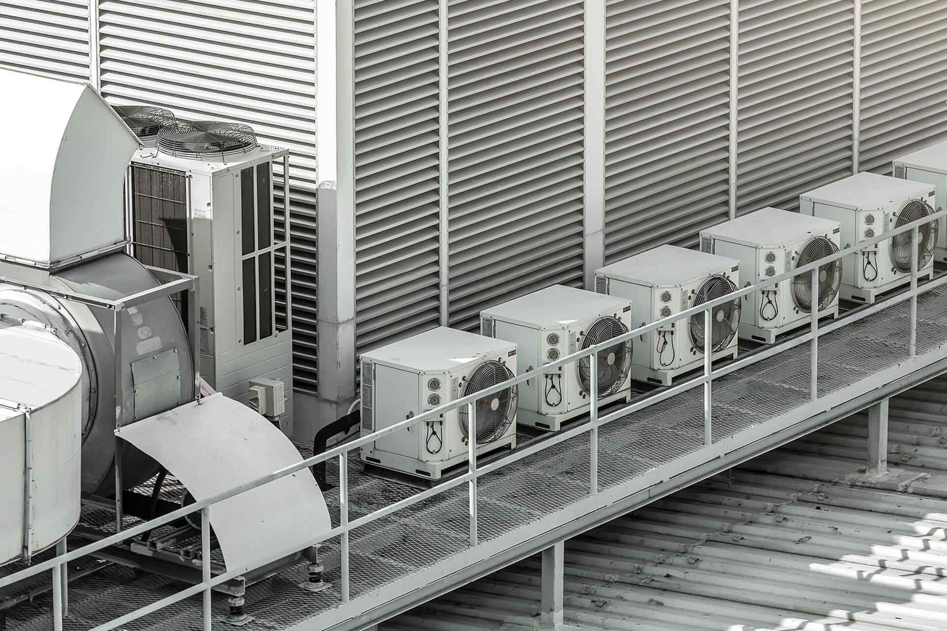 https://alexautoglassexperts.com/wp-content/uploads/2018/09/gallery_projects_06.jpg